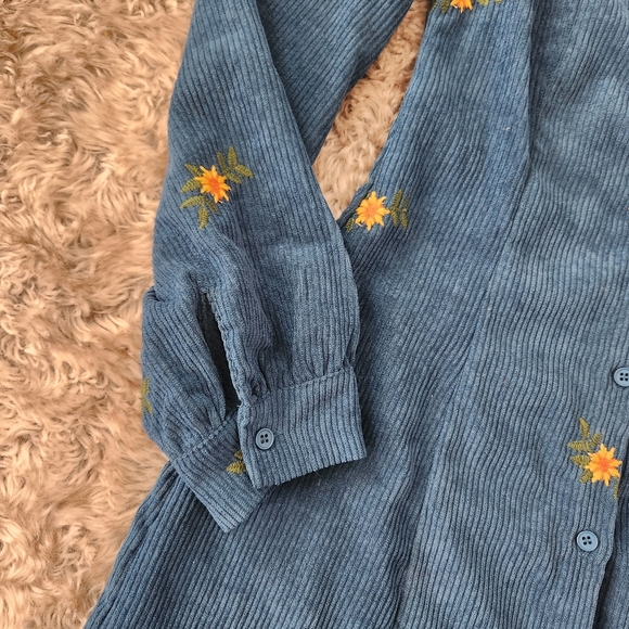 Cider Blue Corduroy Embroidered Floral Long Sleeve Mini Dress Women's Size Small - Picture 5 of 10